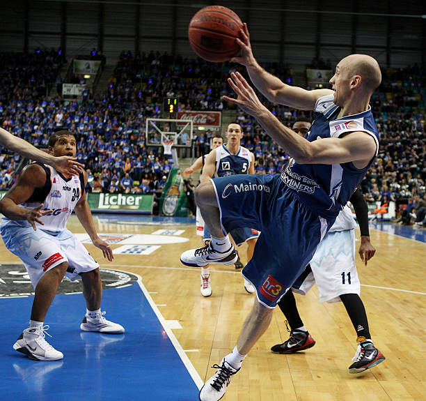 在绿茵场上 在绿茵场上